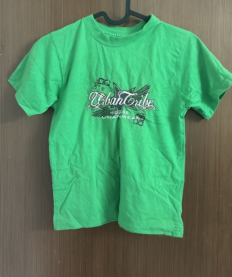 Green T shirt  For Kids 75cm