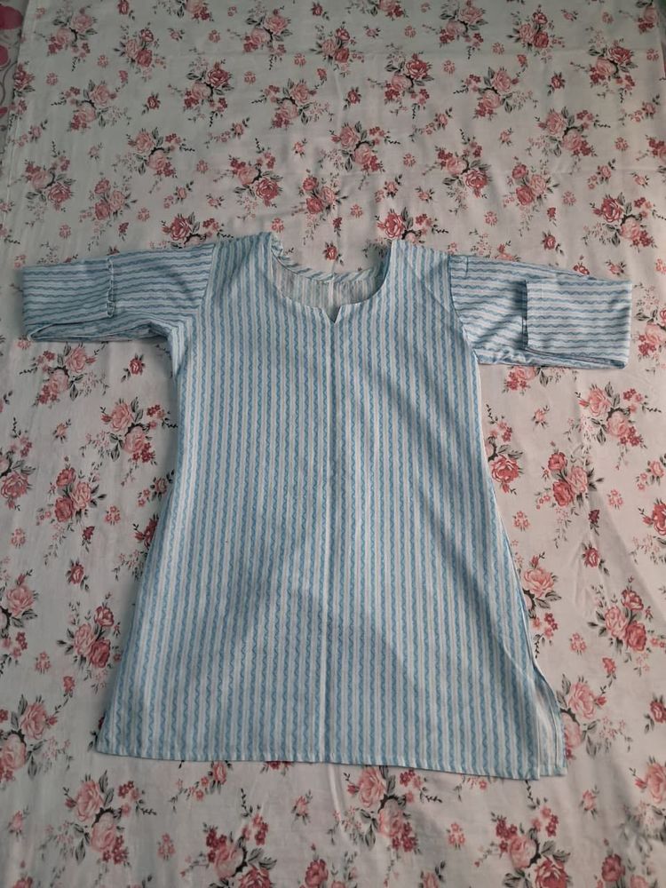 Cute blue print kurti for daily wear (never worn)