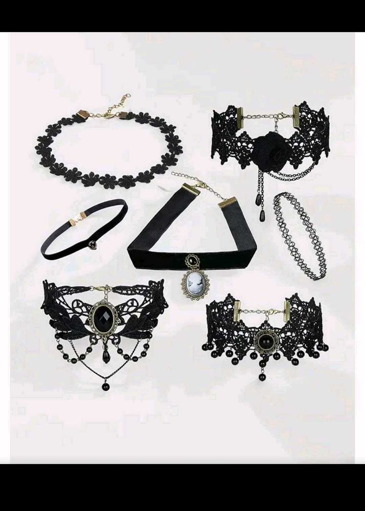 Gothic Black Lace Choker Set