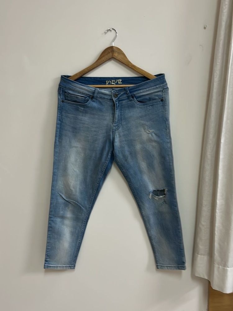 Light Wash Ripped Denim Jeans