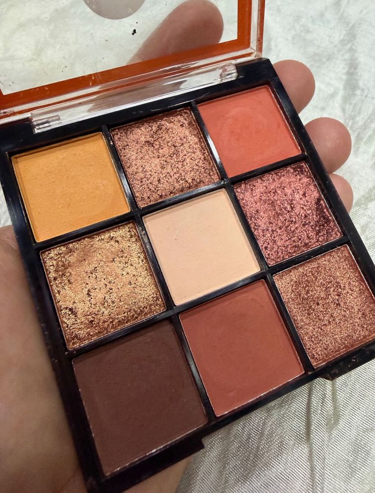 Versatile Eyeshadow Palette