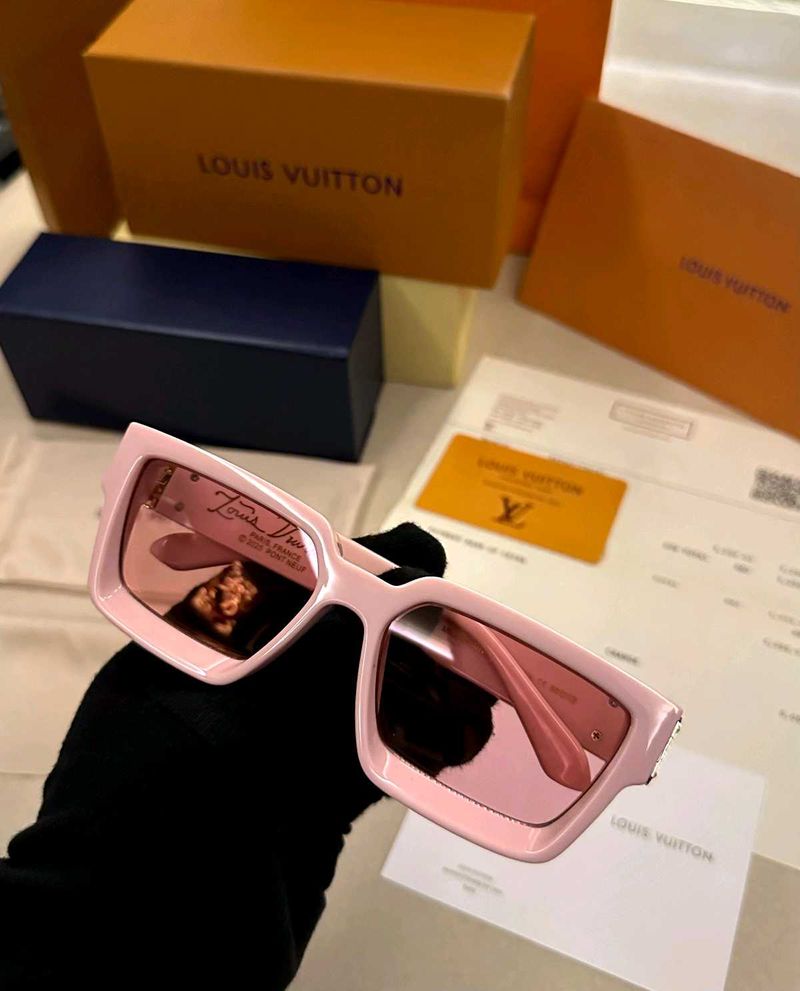 Louis Vuitton Sunglasses Premium Stock