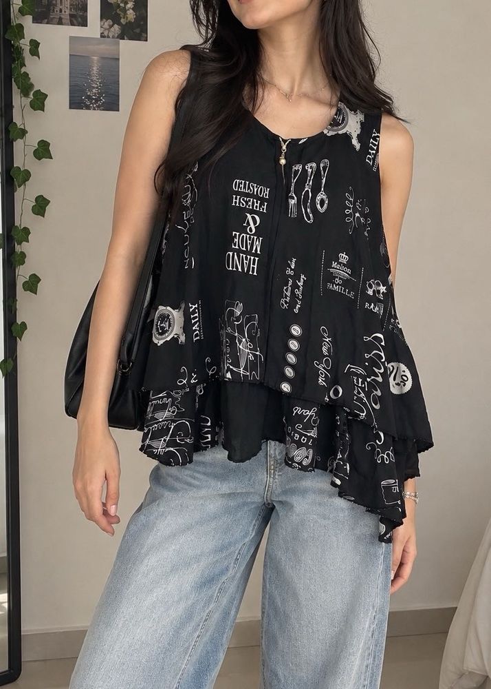 Y2K Graphic Zip-Front Sleeveless Top