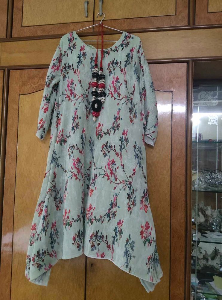 Floral Print Kurta with Neckpiece and plazo