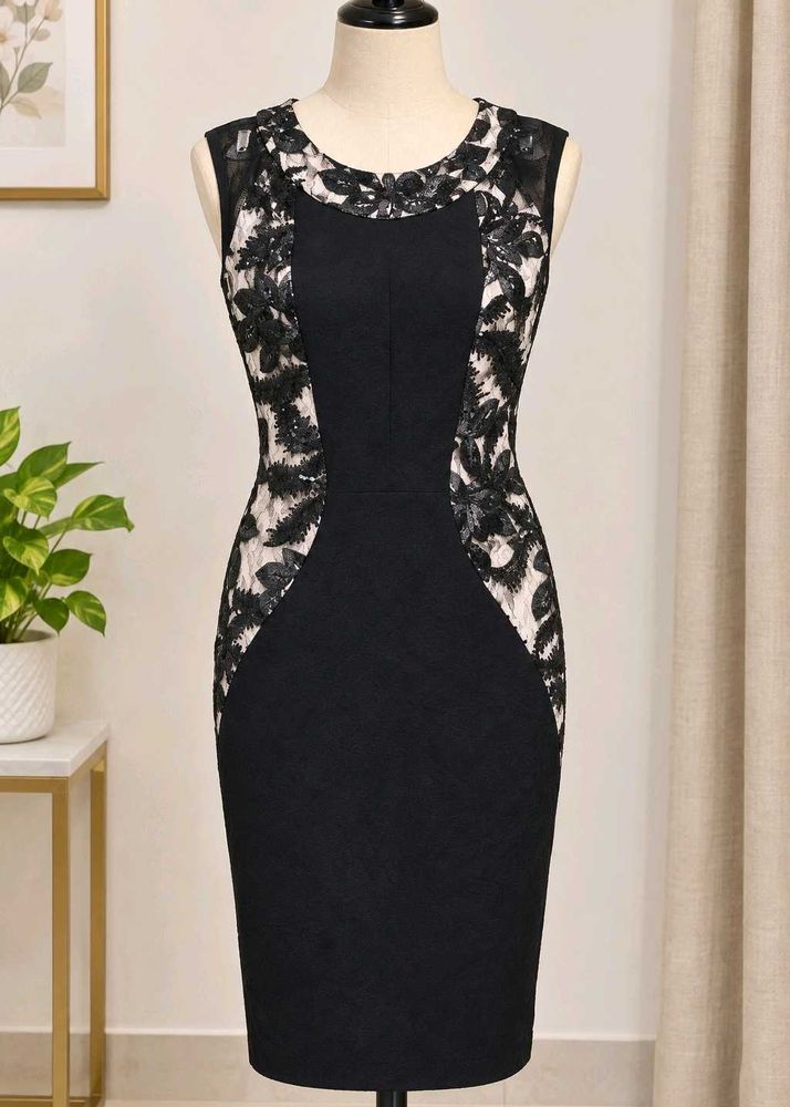 Elegant Black Lace Sheath Dress