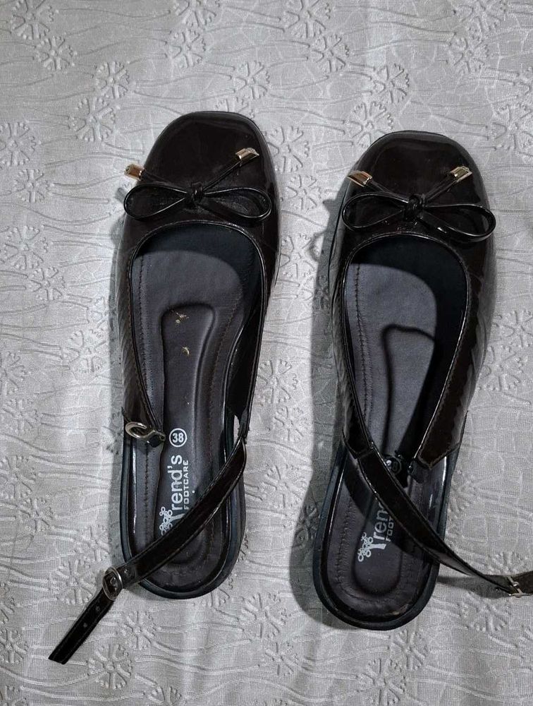Women's Shiny Brown Ballet Flats