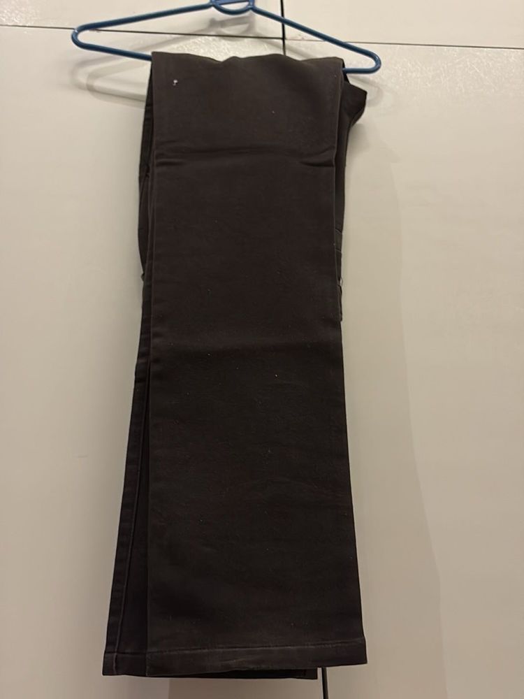 ( BRAJ:001)jeans new  comfortable!