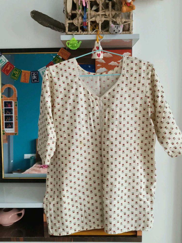 Cream Kurta with Red Floral Print