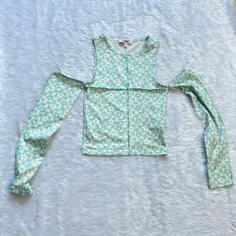Cute Floral Cold Shoulder Top