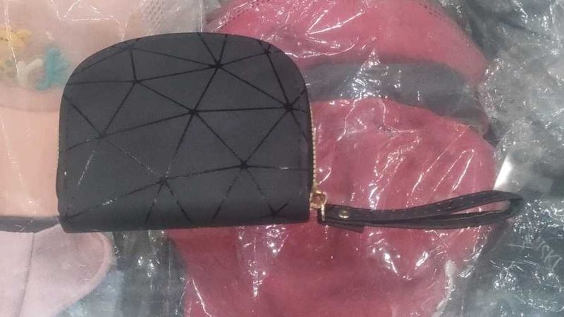 Geometric Black Wallet