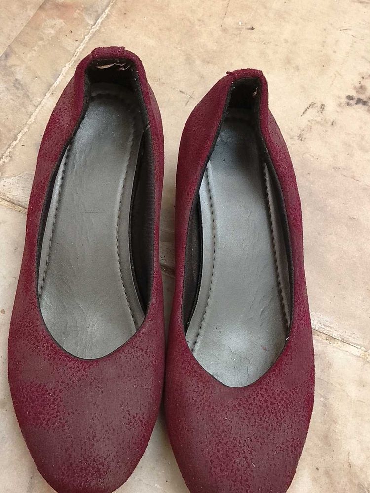 Maroon Bellies