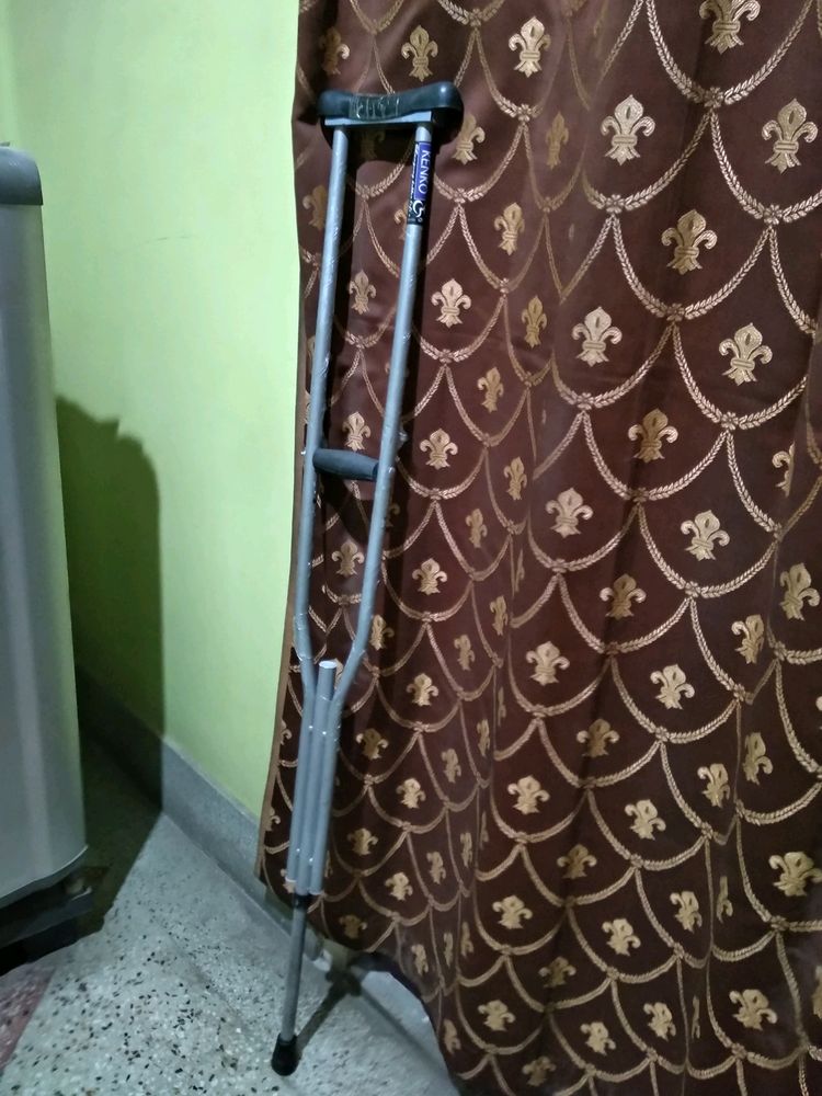 Crutch