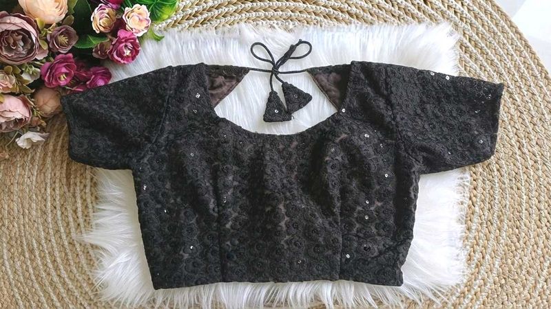 Elegant Black Sequined Blouse 🖤✨