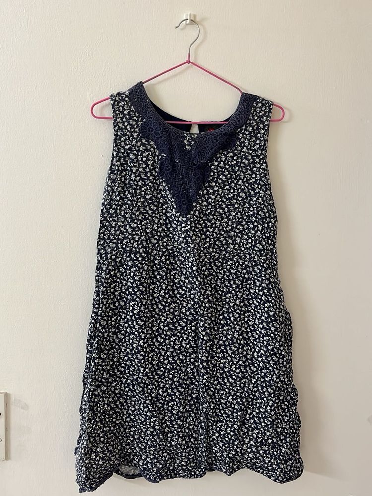 Floral Print Sleeveless Dress