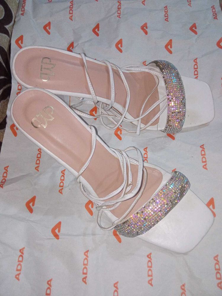 Stylish White Embellished Lace-up Sandals