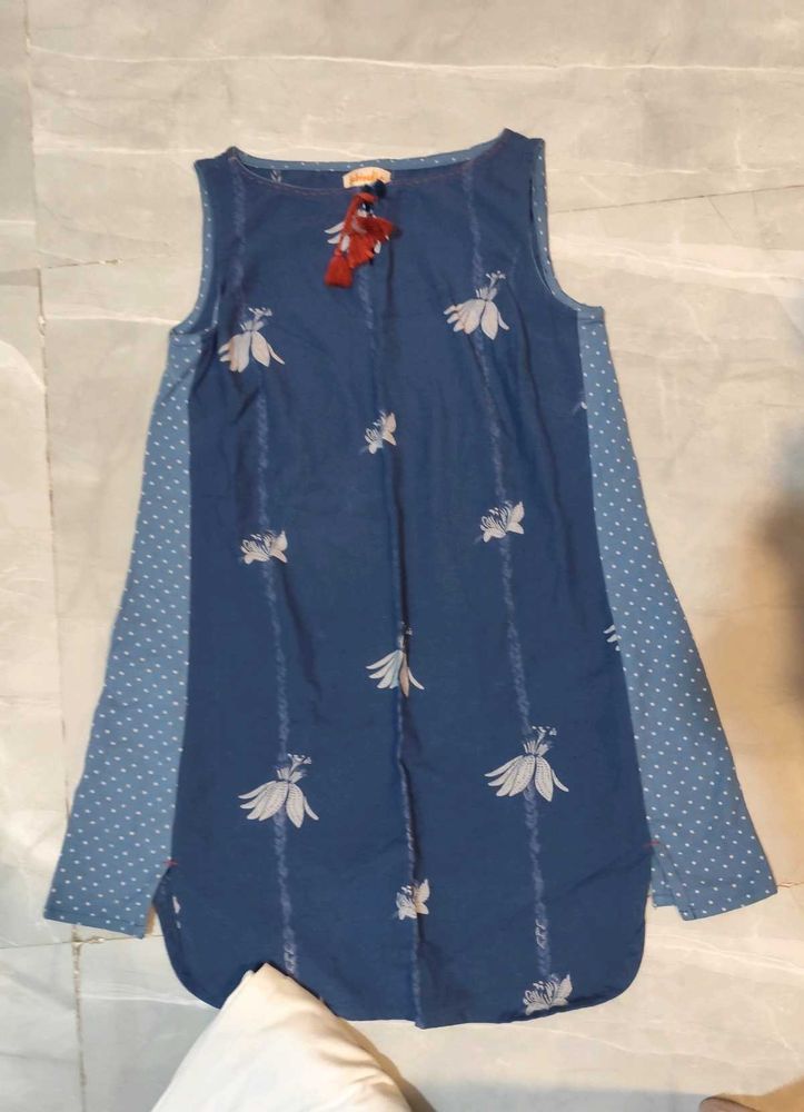 Blue Floral Sleeveless shortKurta
