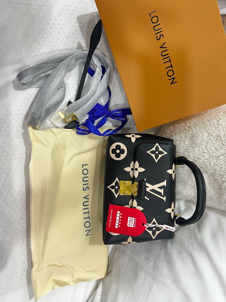 Louis Vuitton Monogram Bag