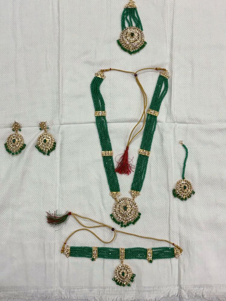 Emerald Beaded Jewellery Set