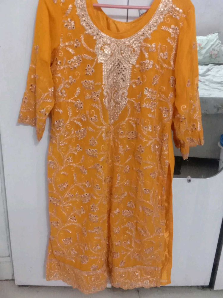 Embroidered Yellow Kurta