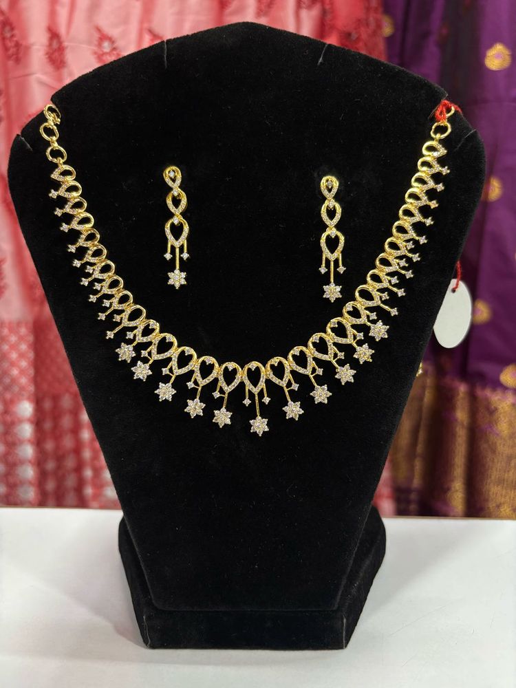 Elegant Ad  Necklace &amp; Earring Set