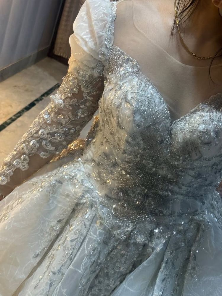 Stunning embellished bridal gown🩷🎀🧚🏻‍♀️