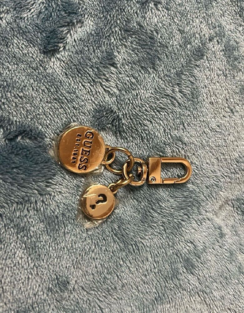 Guess Keychain With Question Mark Charm