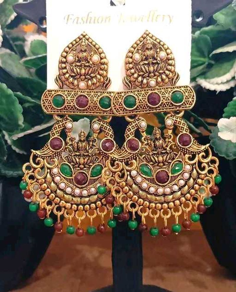 unique Styles Earrings &amp; Studs