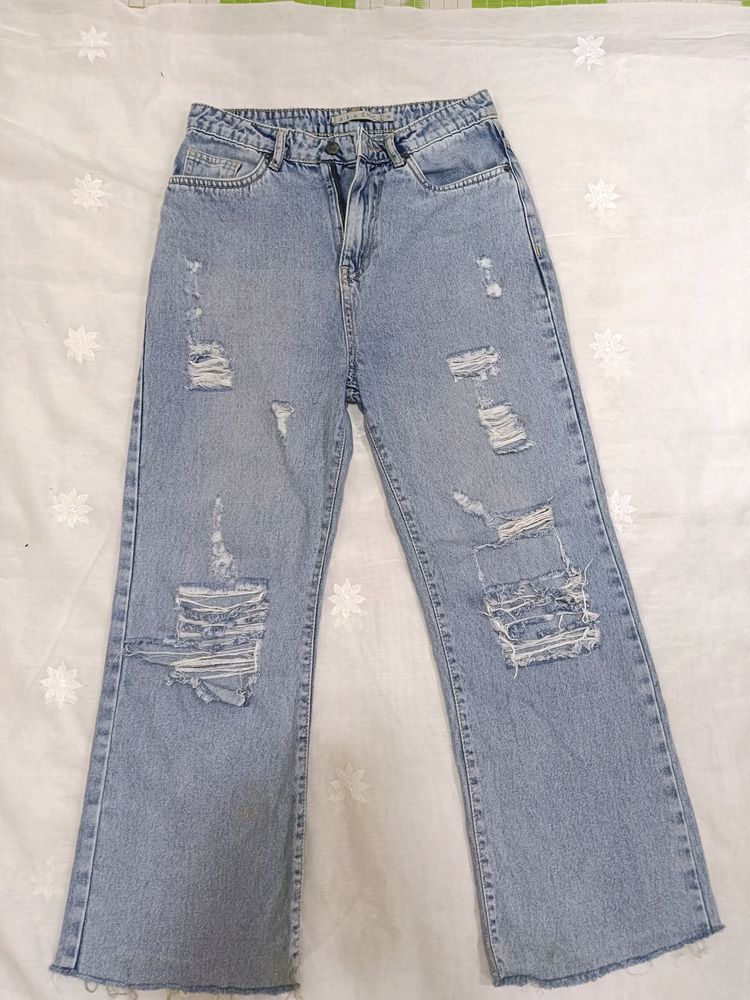 AKA CHIC JEANS