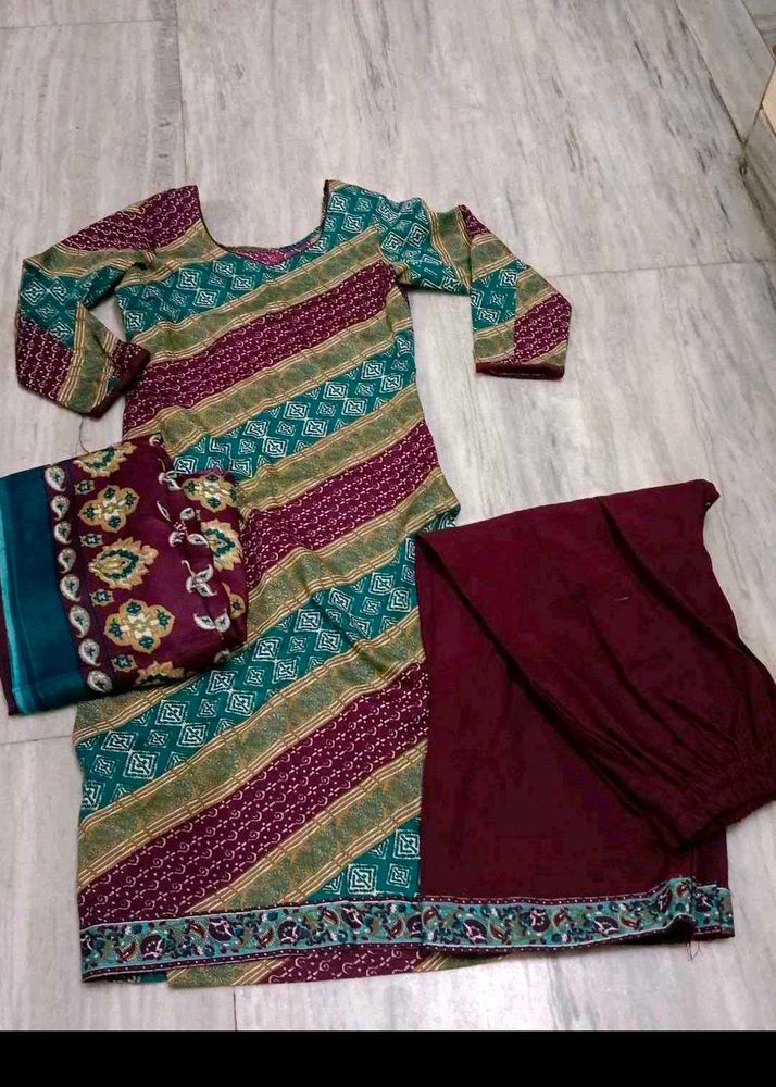 pashmina suit with shawl