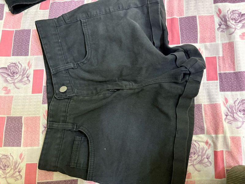 Black Jeans
