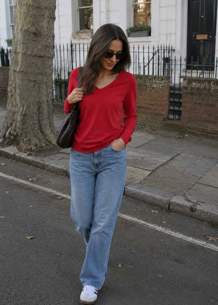 Chic Red Long Sleeve V-Neck Top