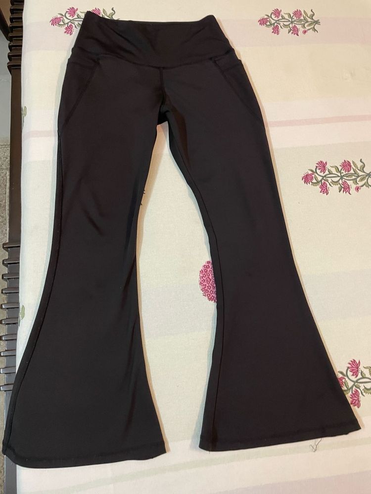 Black Flared Yoga Pants