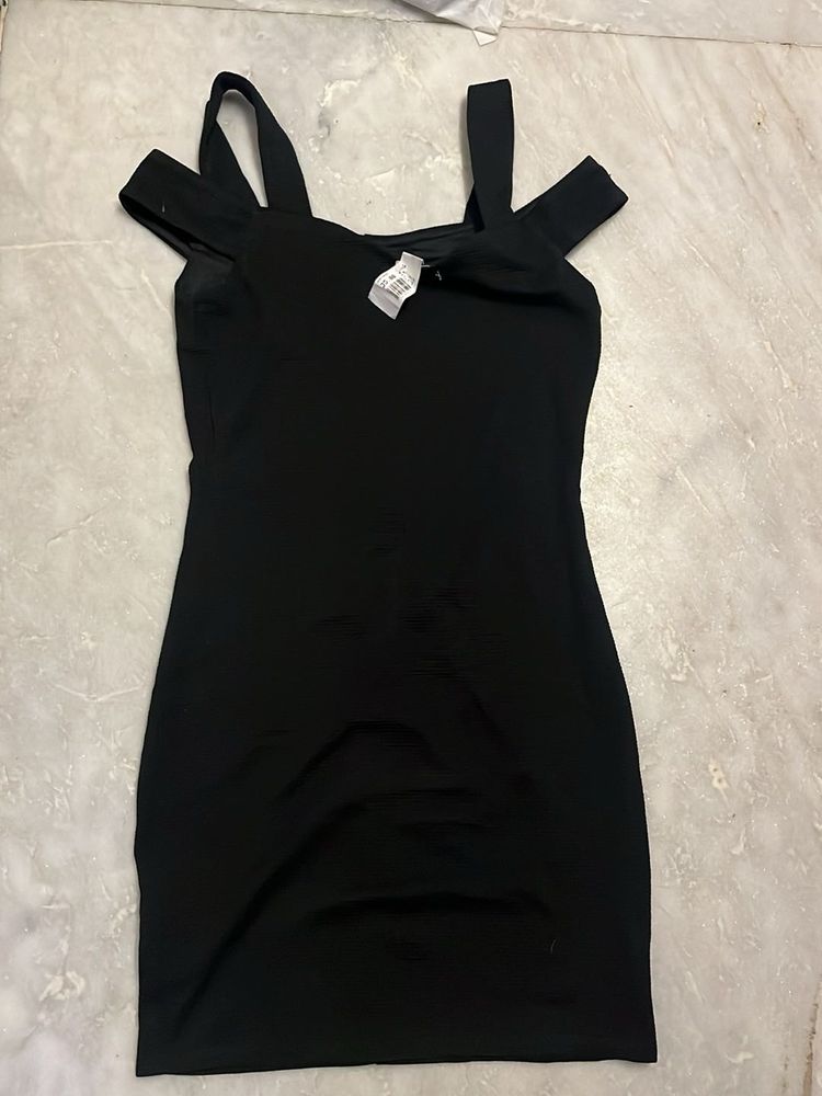 Chic Black Cold Shoulder Dress