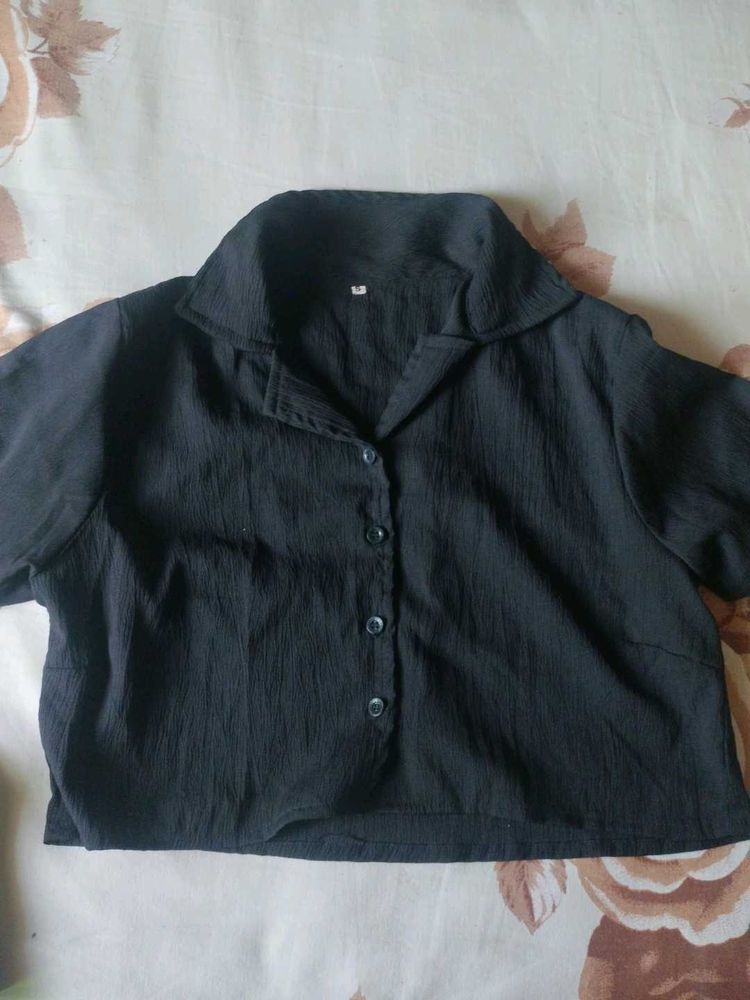 Chic Black Collared Button-Up Top