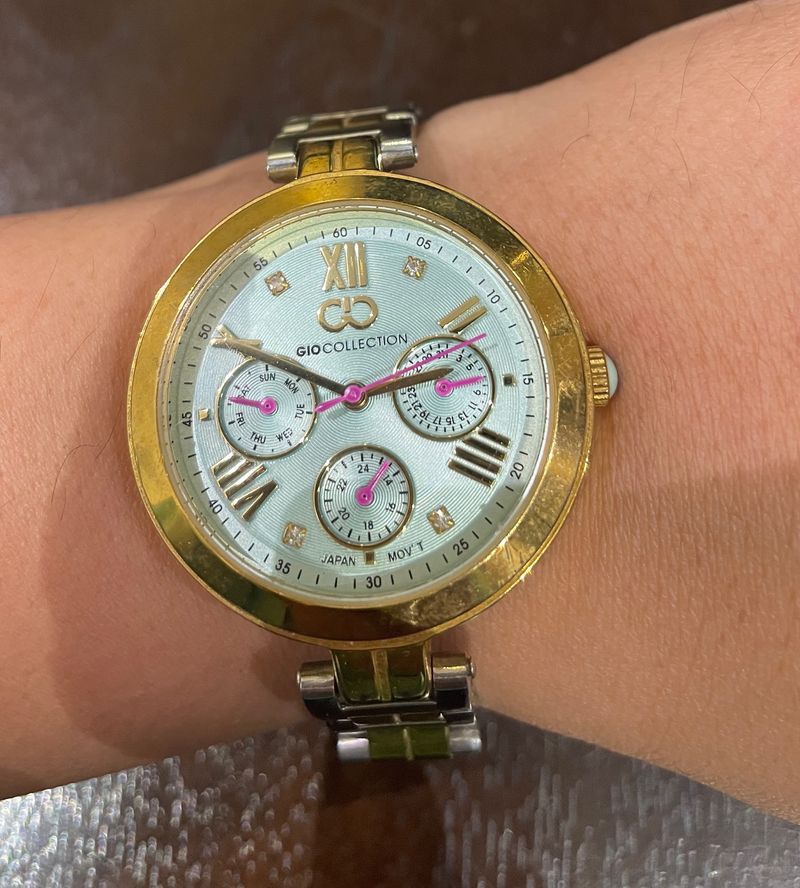 Gio Collection Watch( Not Working)