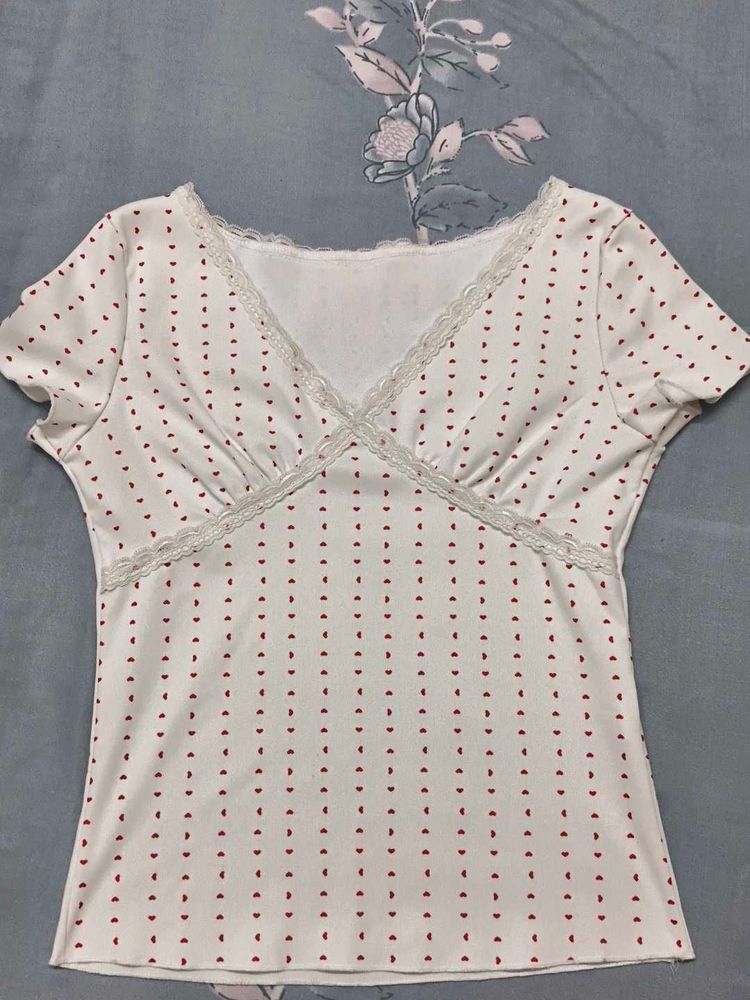 Cute White Heart Print Top