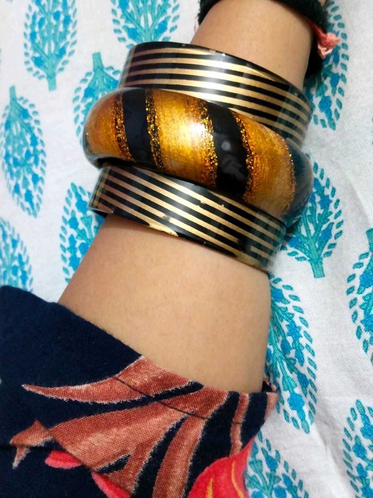 Set of 3 Bracelets -Black &amp; Gold