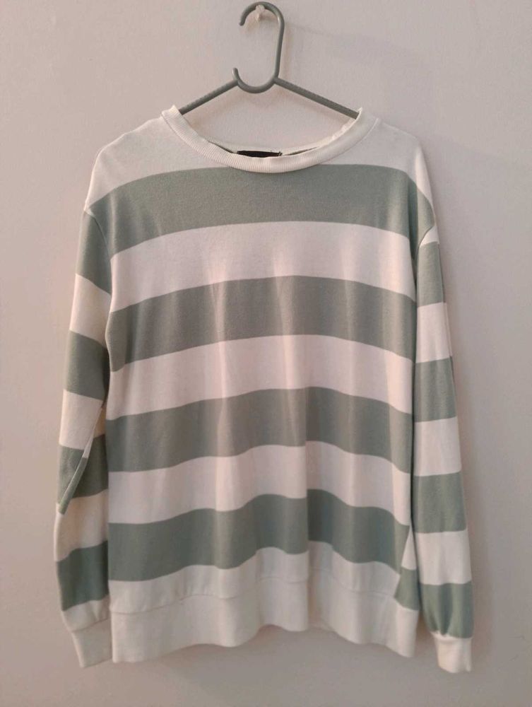 "Korean Sage Striped Oversized Sweatshirt