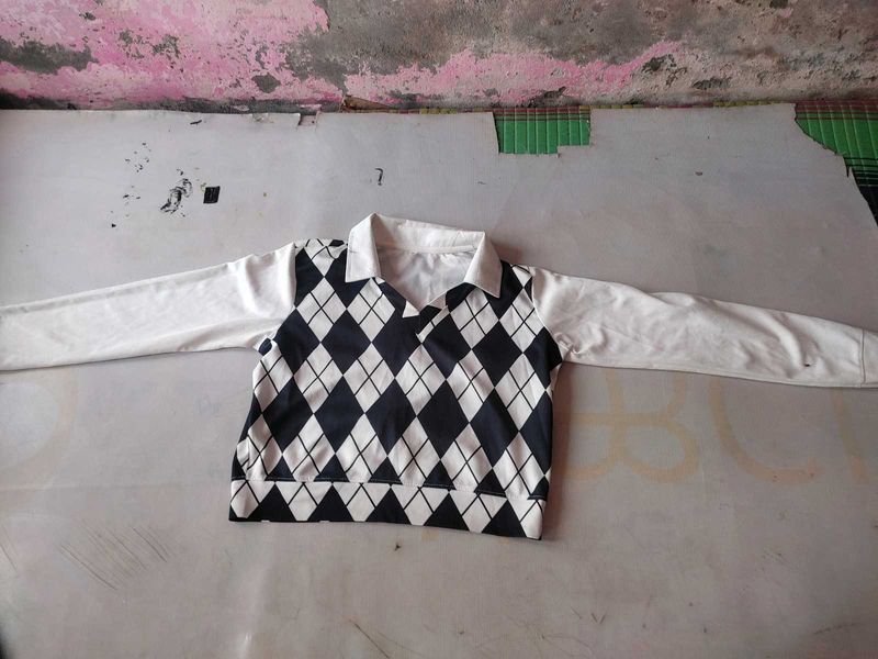Stylish Argyle Long Sleeve Top