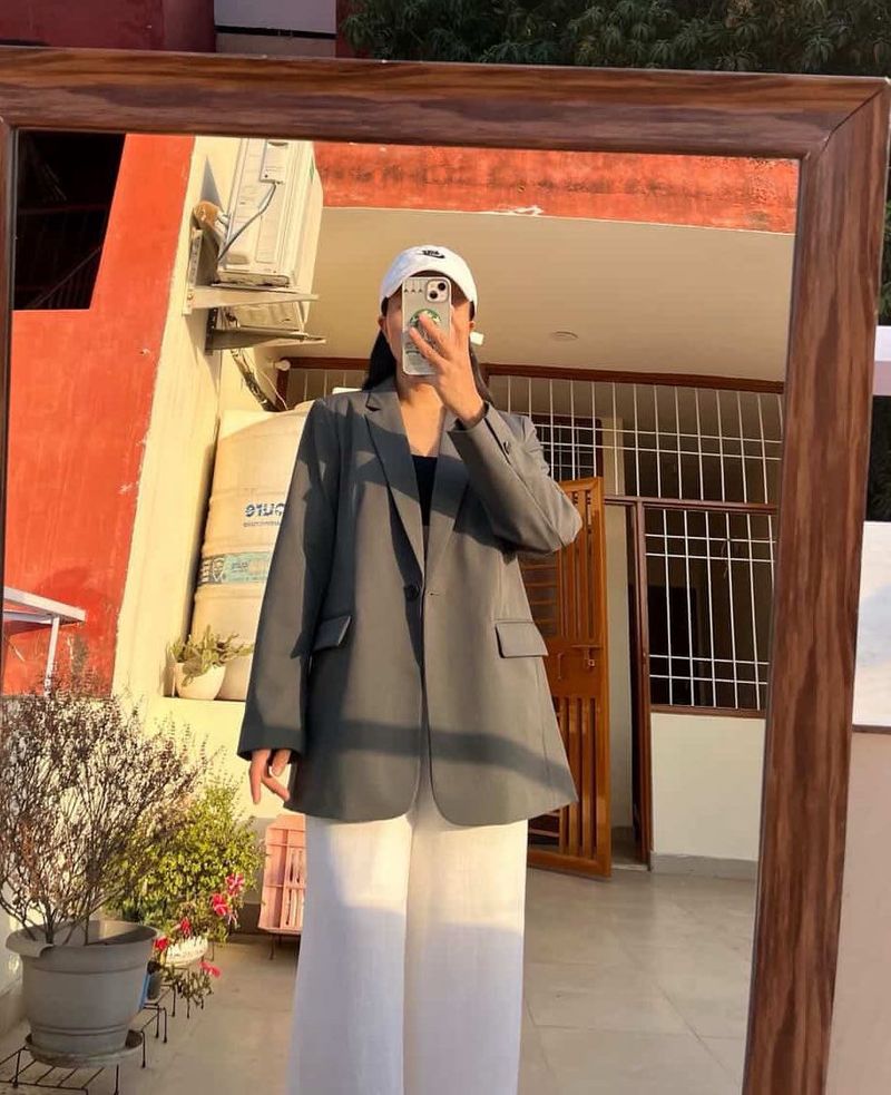 Stylish Grey Blazer s/m 32-36in fits