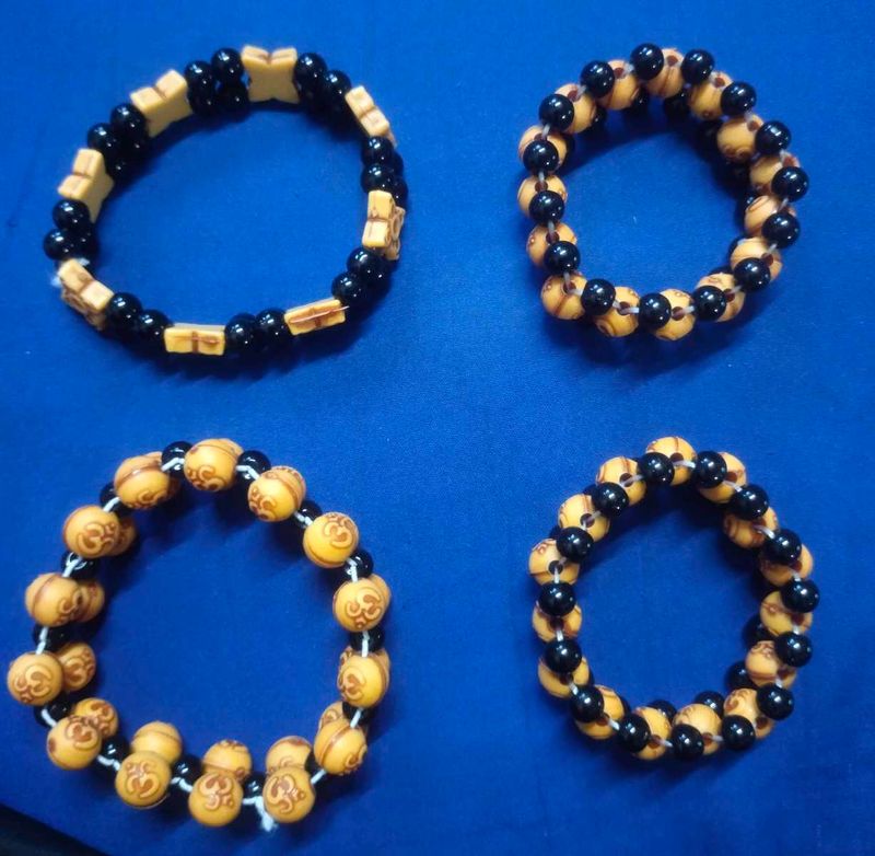 Set of 4 Beaded Bracelets