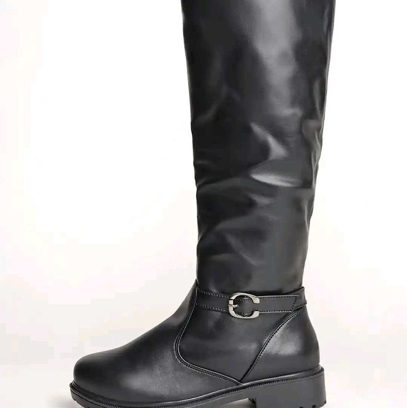 Black Knee-High Boots with Buckle Accent