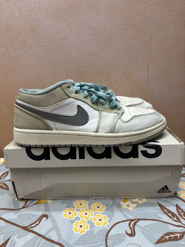 Air Jordan 1 Retro Low LNY sneakers ORIGINAL