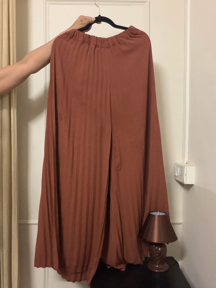 Pleated Wide Leg Palazzo Pants