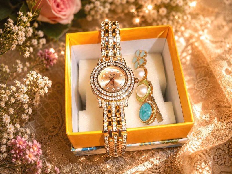 🌸Elegant Watch|Free delivery 🚚
