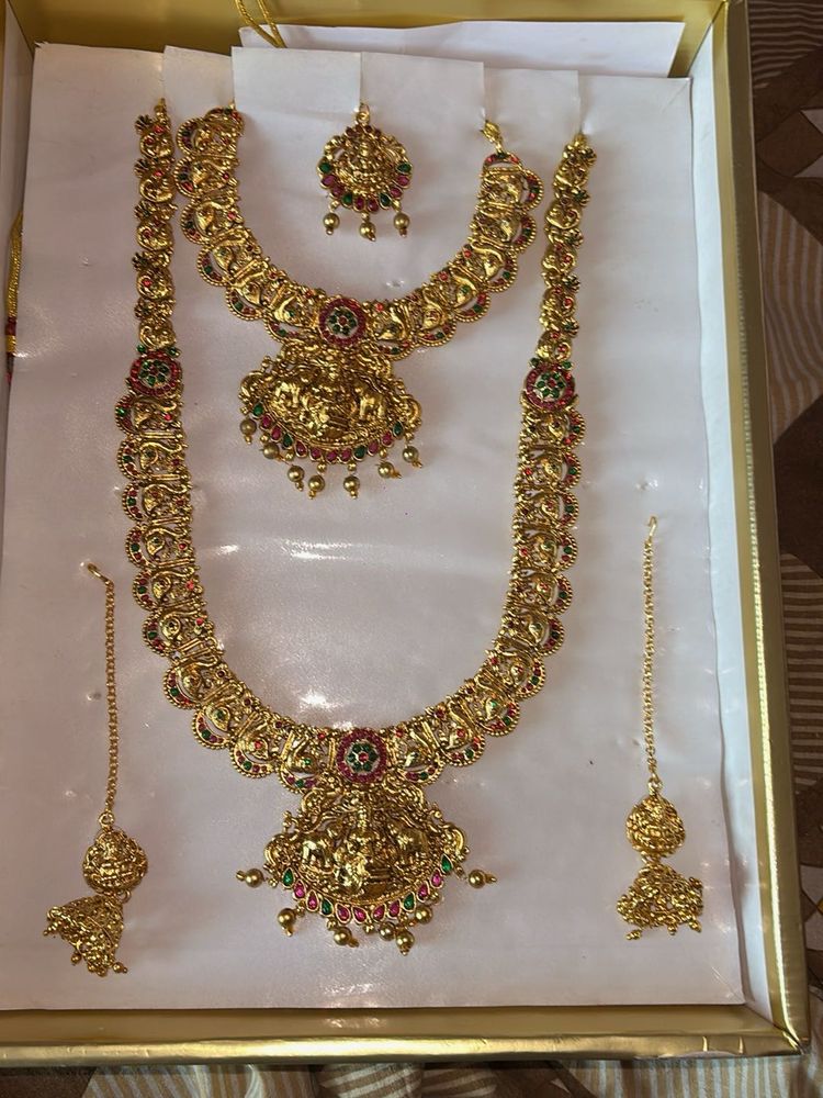 Exquisite Indian Bridal Jewellery Set