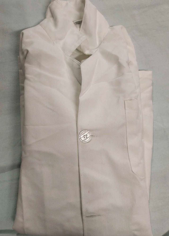 White Blazer Lab Coat