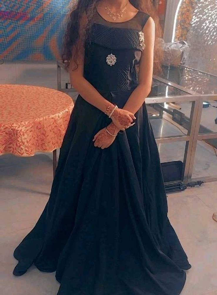 Elegant Blue Gown for Special Occasions