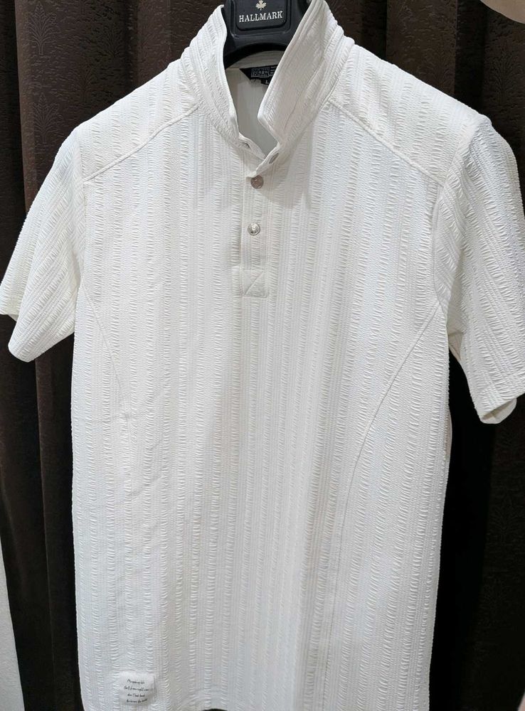 Stylish White Textured Polo Shirt