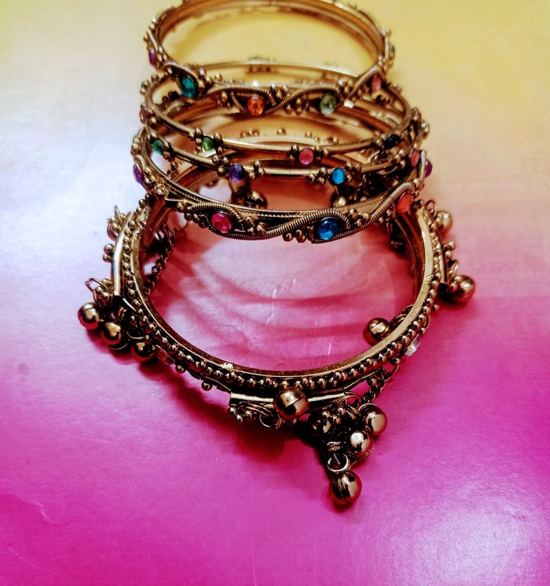 Bangles Set